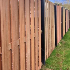 Smaragd Smaragd Schutting set hardhout keruing Robuust recht 15L v-groef (5,74 meter)