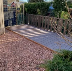 Vlonder totaalpakket composiet 2,1 x 14 cm steengrijs gevlamd (3 mtr) vlak/grove ribbel