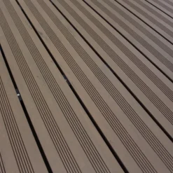 Vlonder totaalpakket composiet semi massief 2,1 x 14 cm bruin gevlamd (4 mtr) fijne ribbel en vlak