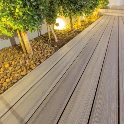 Vlonderplank composiet semi massief 2,5 x 21 cm eiken vlak/schorsmotief